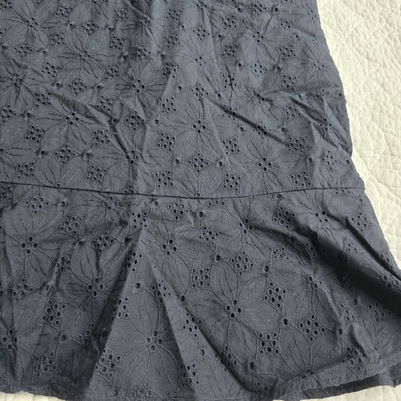 Ann Taylor Navy Eyelet Flounce Pencil Skirt Petite - Picture 4 of 10
